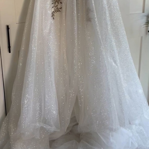 Galia Lahav Aelin Wedding Dress - Picture 8 of 10